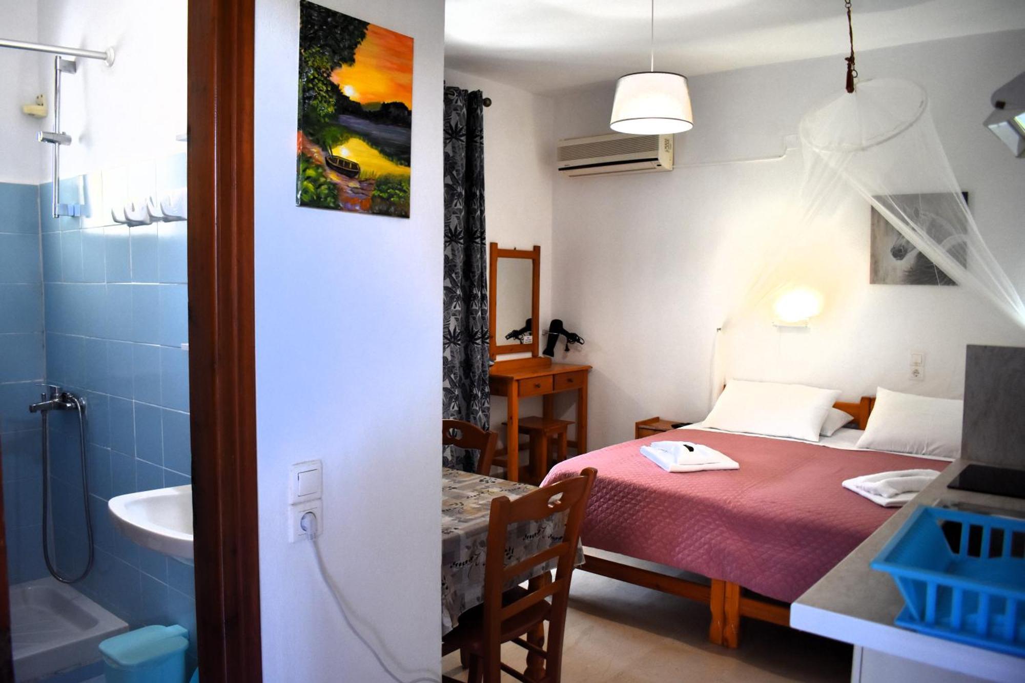 Kostas Apartments & Studios 아기오스 게오르기오스 파곤 외부 사진